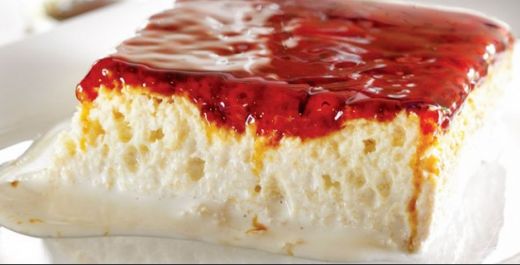 Trileçe Çilekli Tarifi ve Malzemeleri